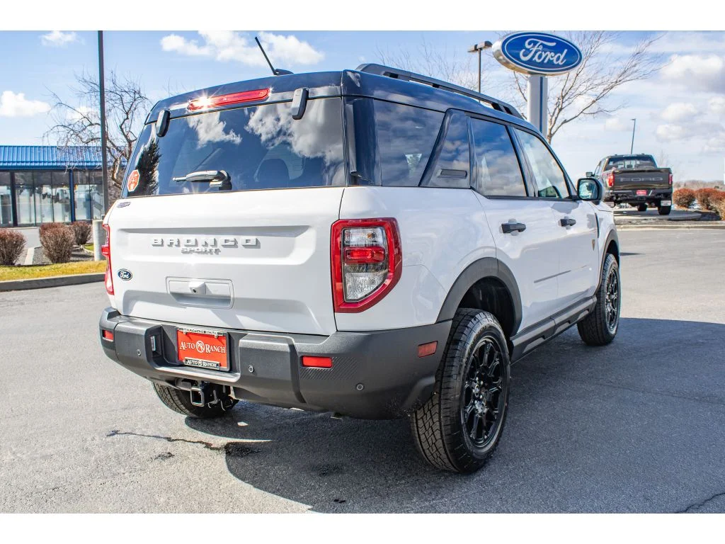 New 2026 OXFORD WHITE Ford Badlands image 7