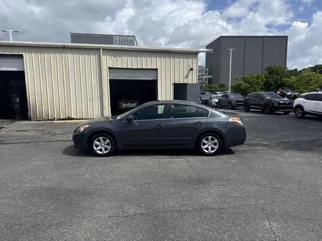 Used 2009 Gray Nissan 2.5 SL image 8