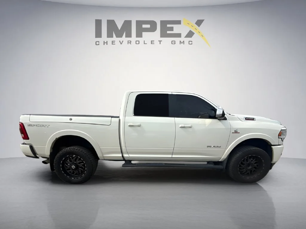 Used 2022  Ram Laramie image 6