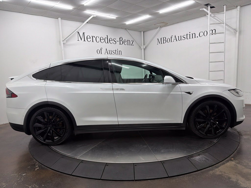 Used 2020 White Tesla Long Range image 8