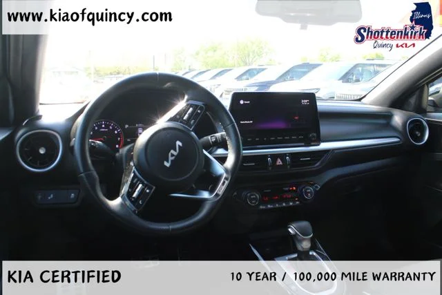 Used 2022 Blue Kia GT-Line image 8