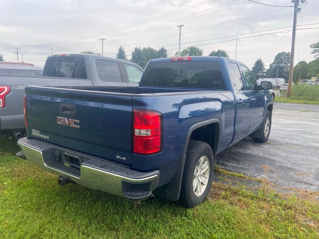 Used 2015 Stone Blue Metallic GMC SLE image 5