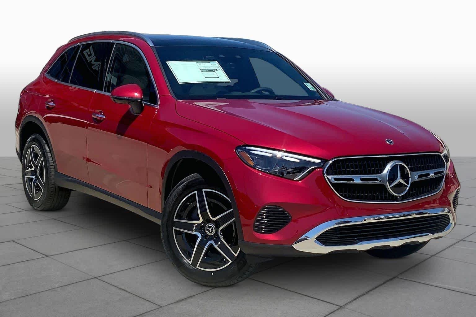 New 2026 MANUFAKTUR Patagonia Red Metallic Mercedes-Benz GLC 300 image 2