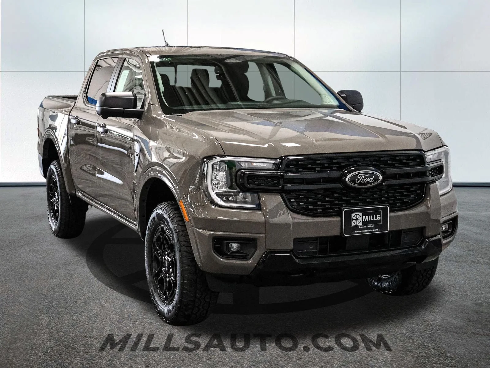 New 2026 Marsh Gray Ford XLT image 11