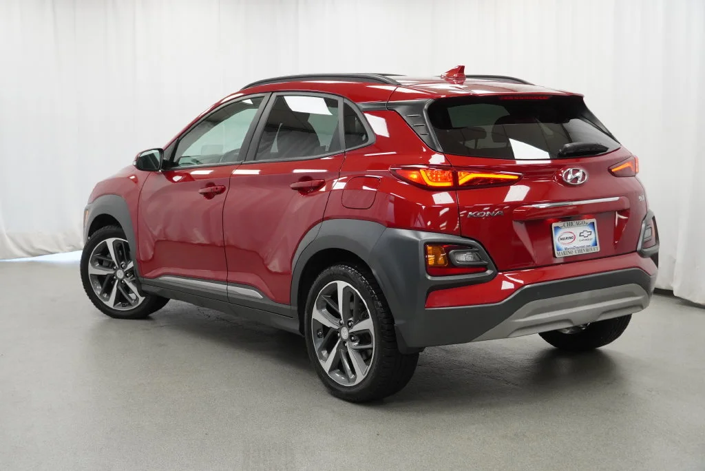 Used 2019 Red Hyundai Ultimate image 30