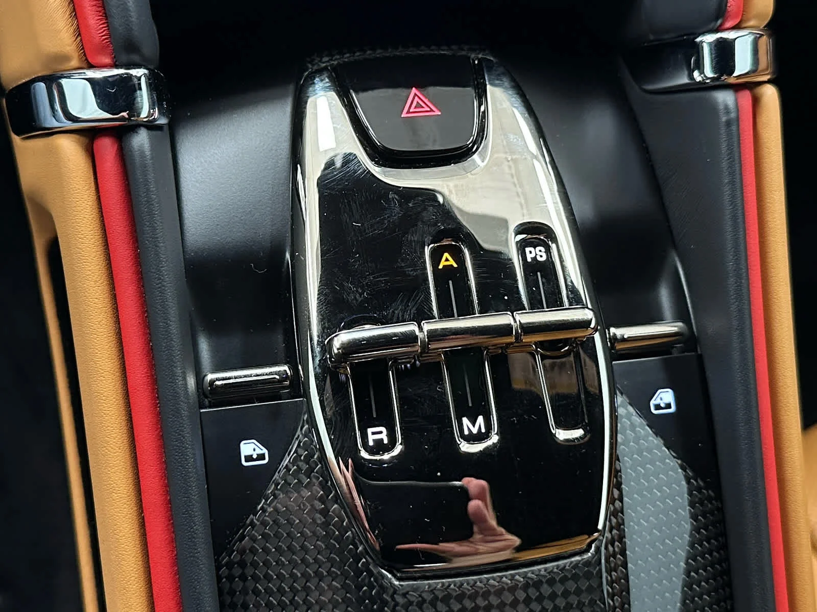 Used 2022 RED Ferrari  image 25
