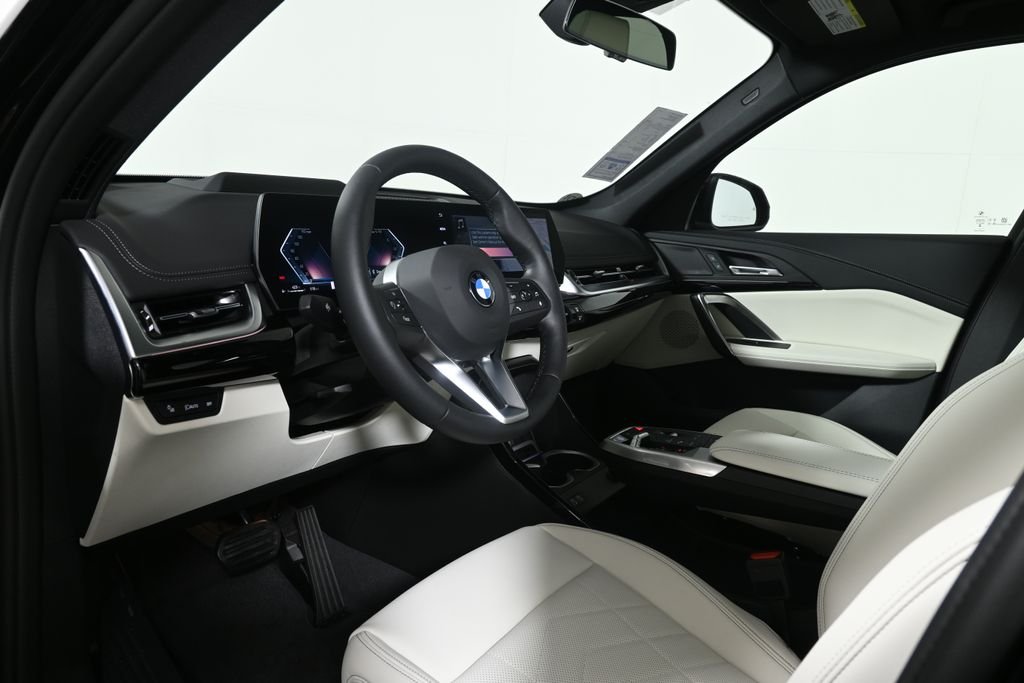 New 2026 Jet Black BMW xDrive28i image 15