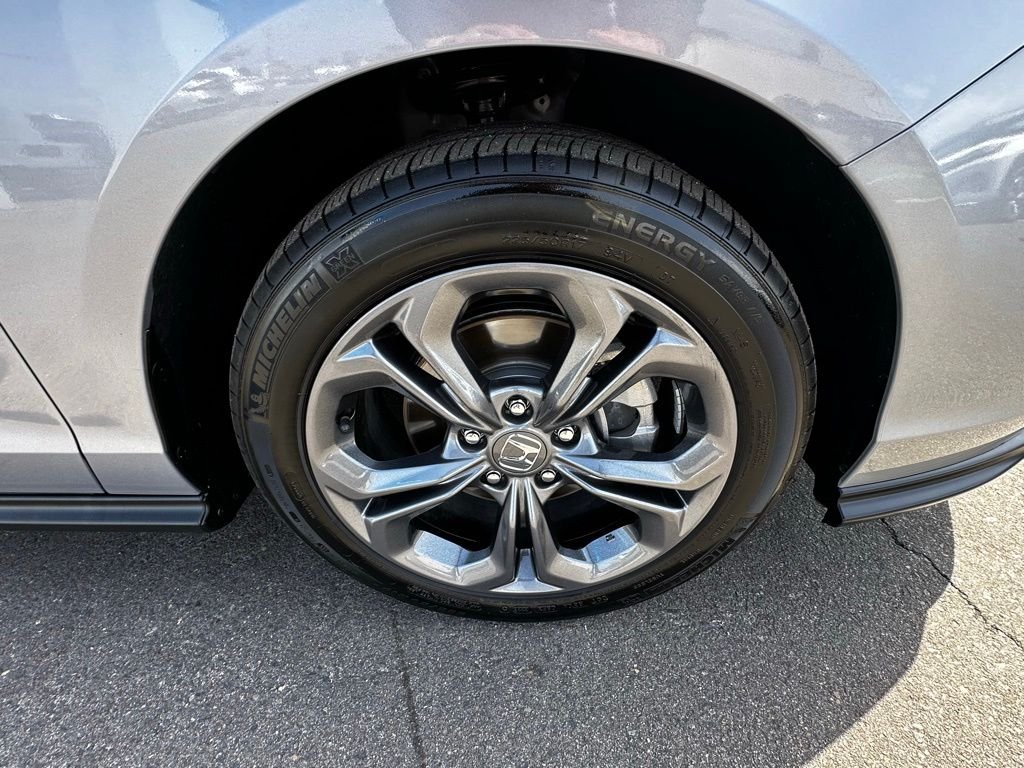 2023 Honda Accord EX - Photo 10