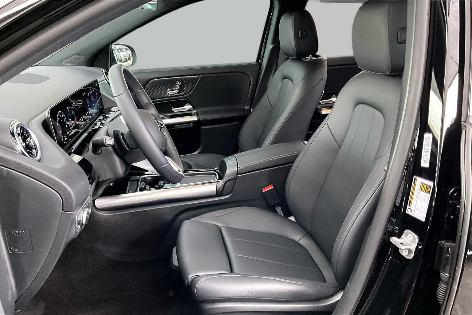 Certified Used 2025 Night Black Mercedes-Benz GLA 250 image 8