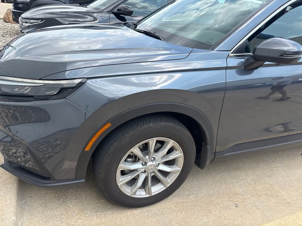 Used 2024 Meteorite Gray Metallic Honda EX image 4