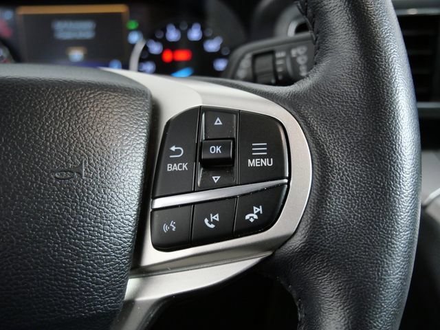 Used 2024 Silver Ford XLT image 25