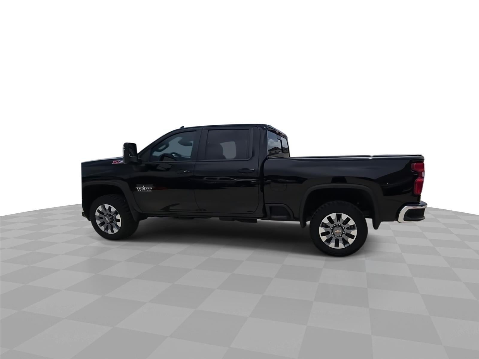 Used 2025 Black Chevrolet LT image 6