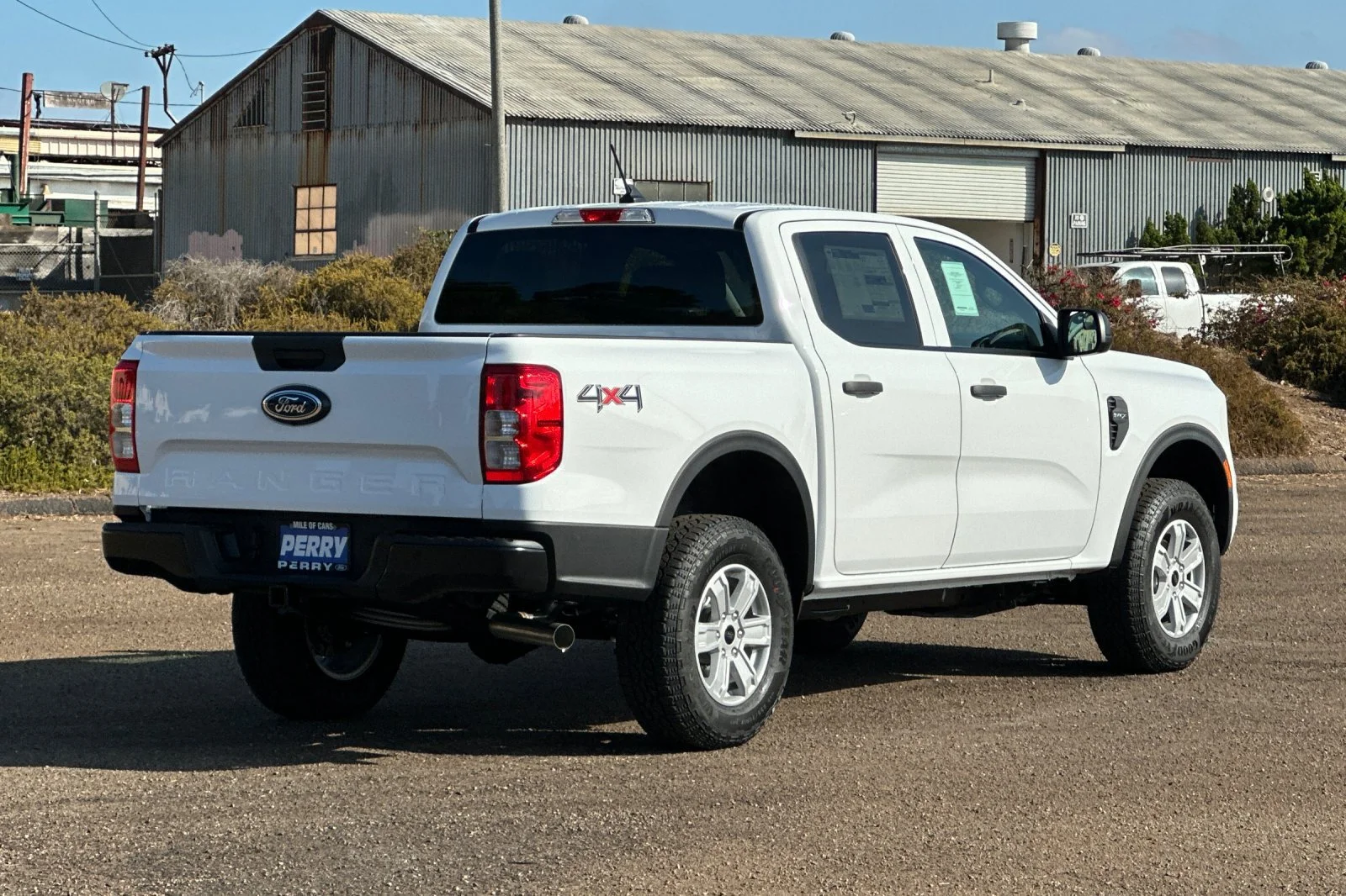 New 2026 Oxford White Ford XL image 3