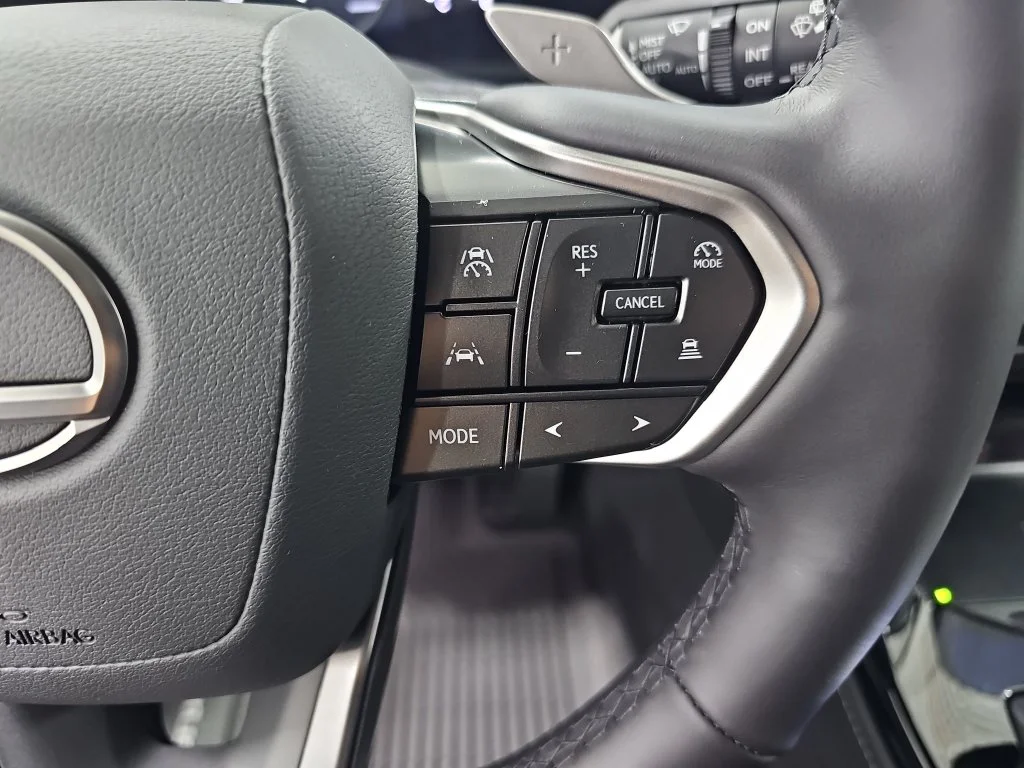 New 2026 Ultra White Lexus PREMIUM image 17
