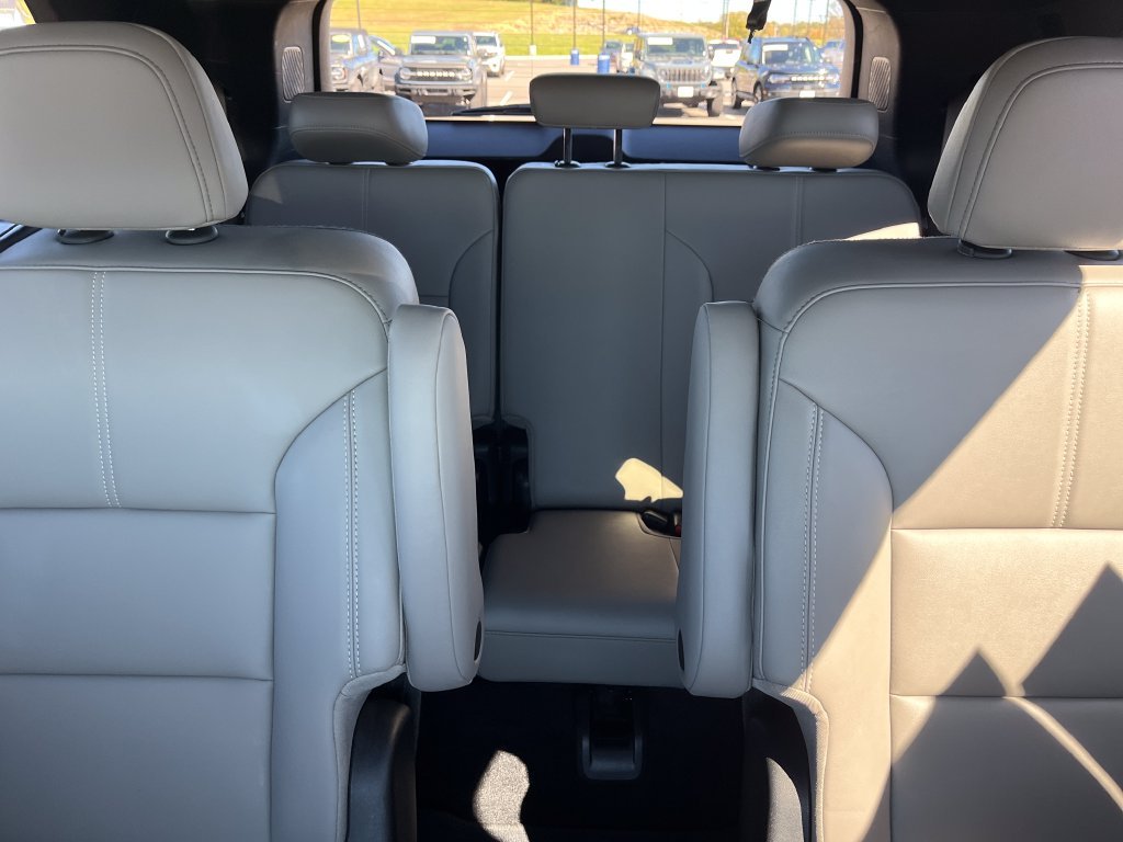 Certified Used 2026 Silver GMC Elevation image 22