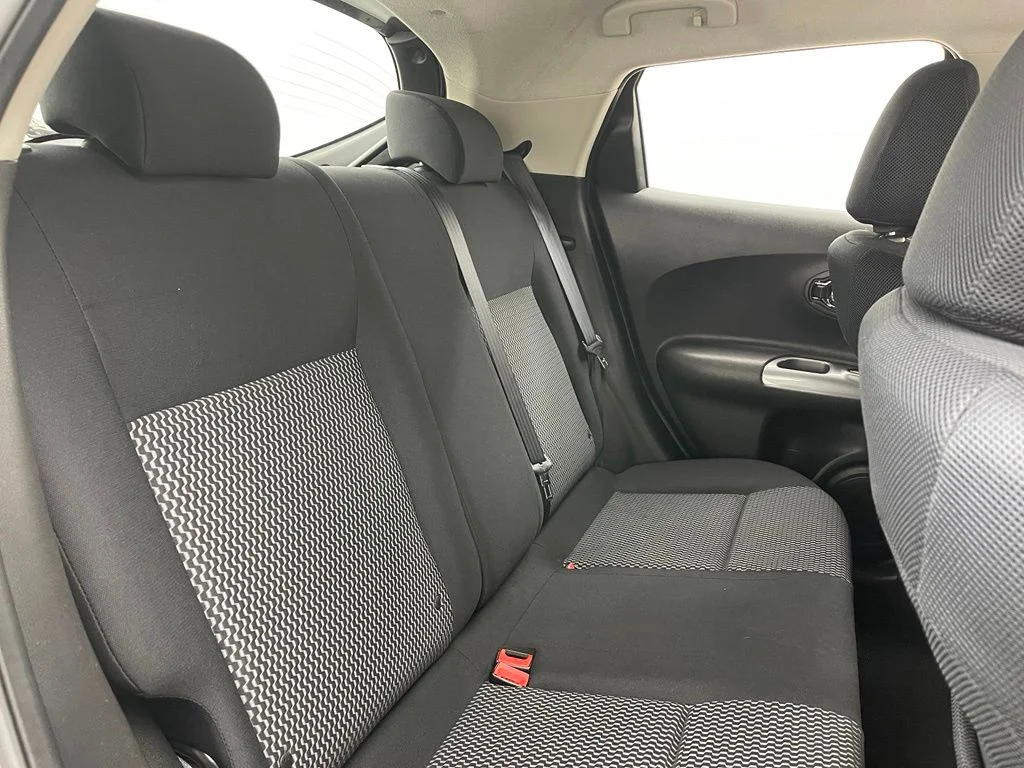 Used 2015 Gun Metallic Nissan S image 29