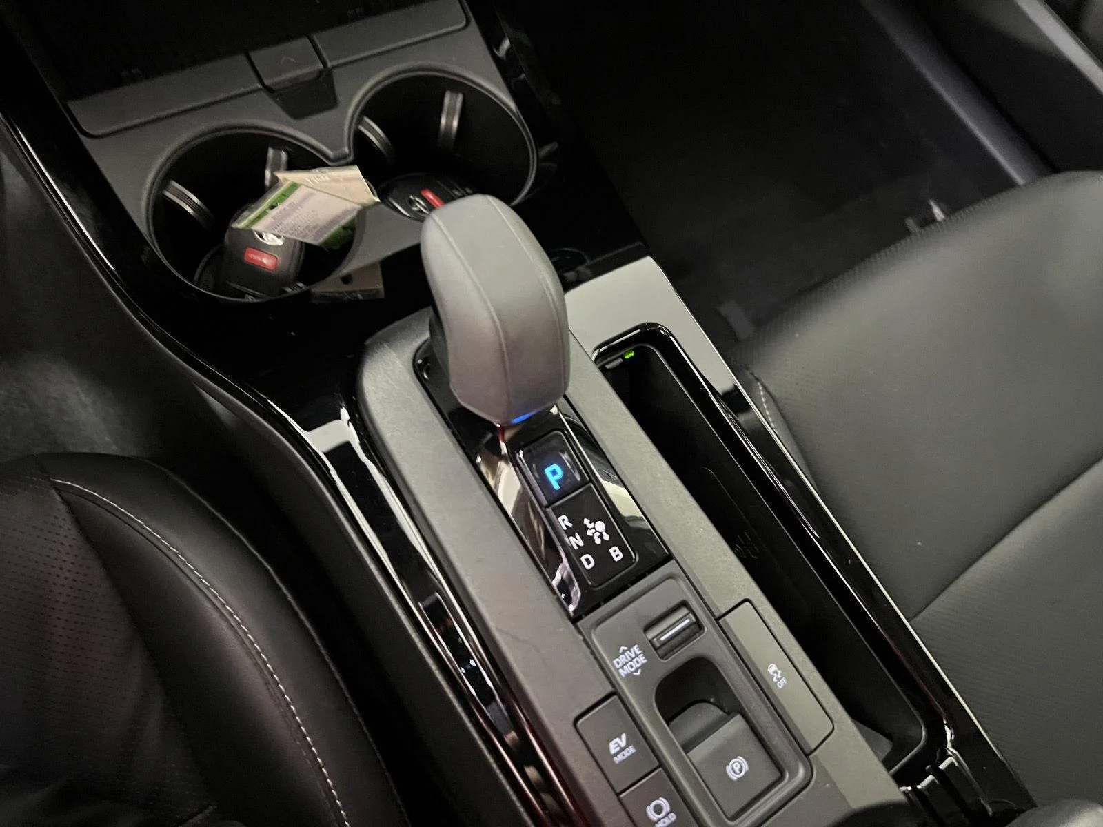 Used 2024 Midnight Black Metallic Toyota XLE image 8