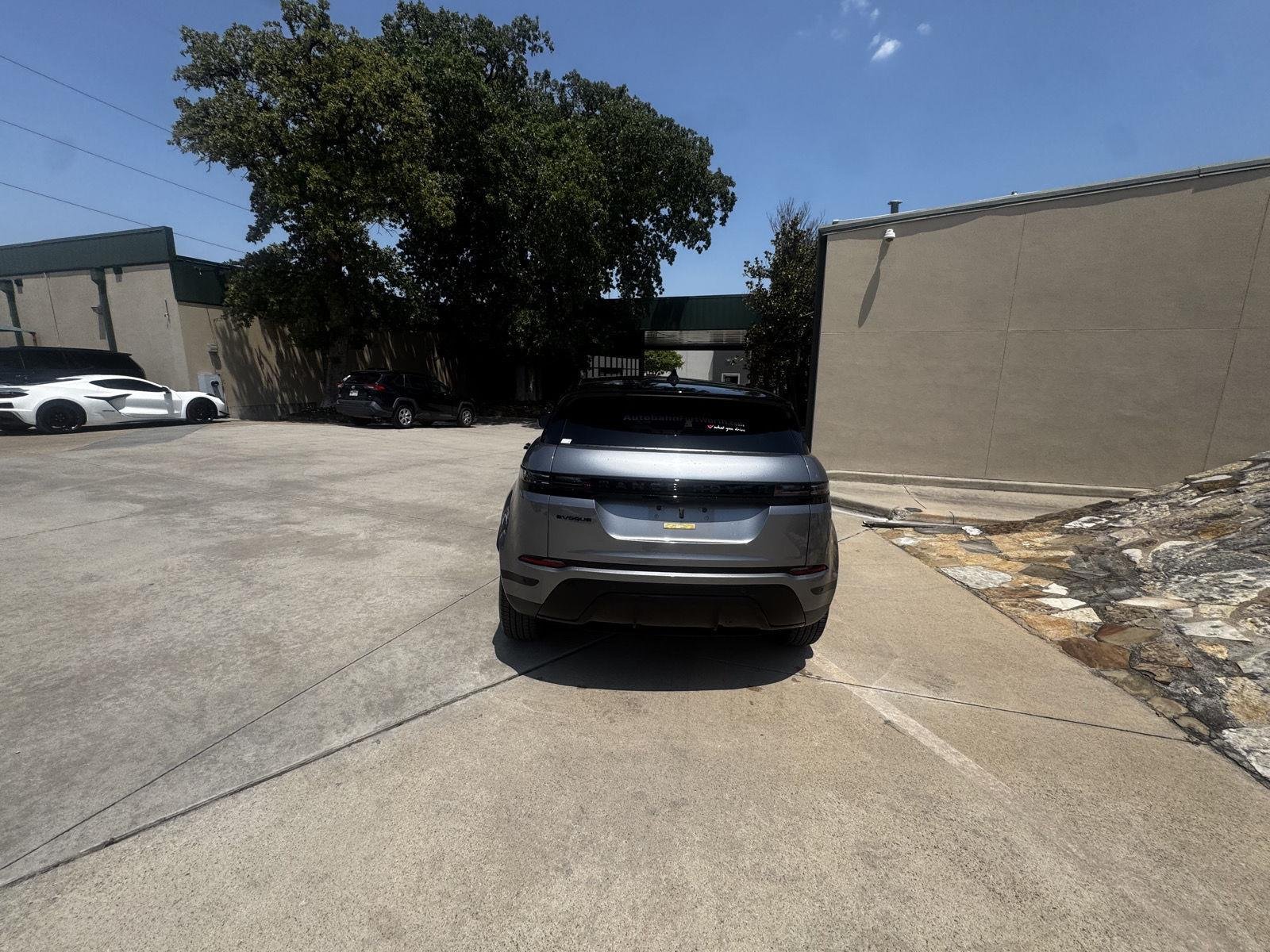 Used 2025 Eiger Grey Land Rover Core S image 5