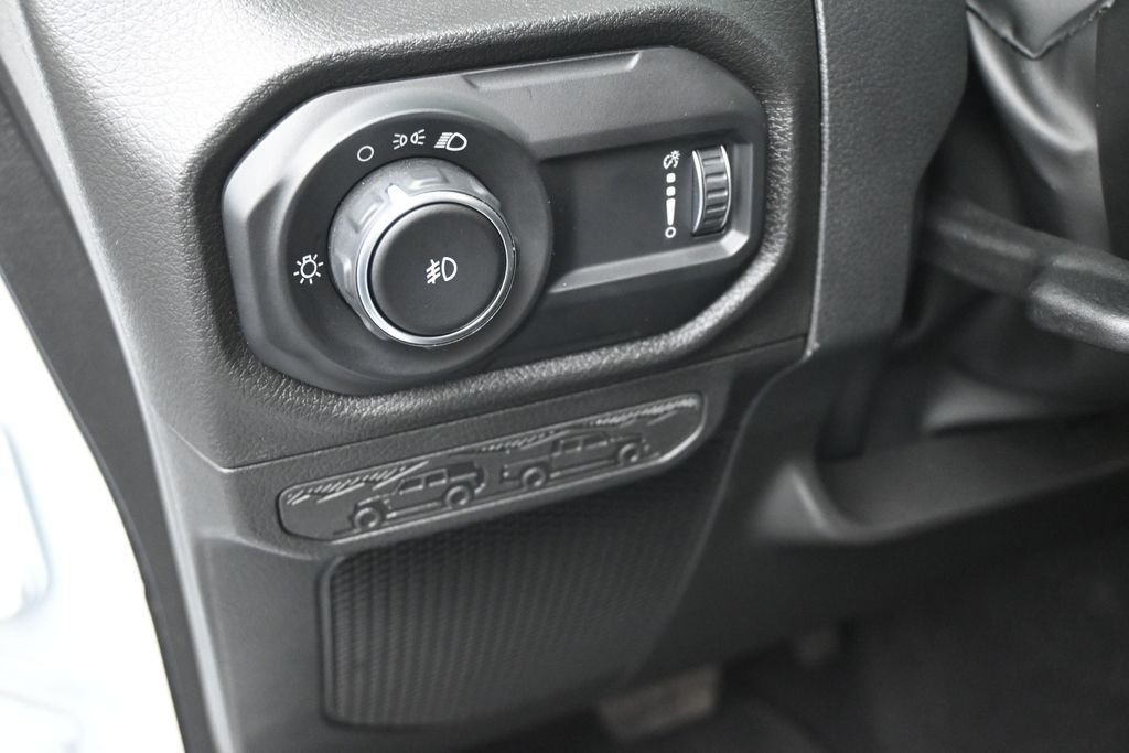 Used 2026 White Jeep Sport image 21