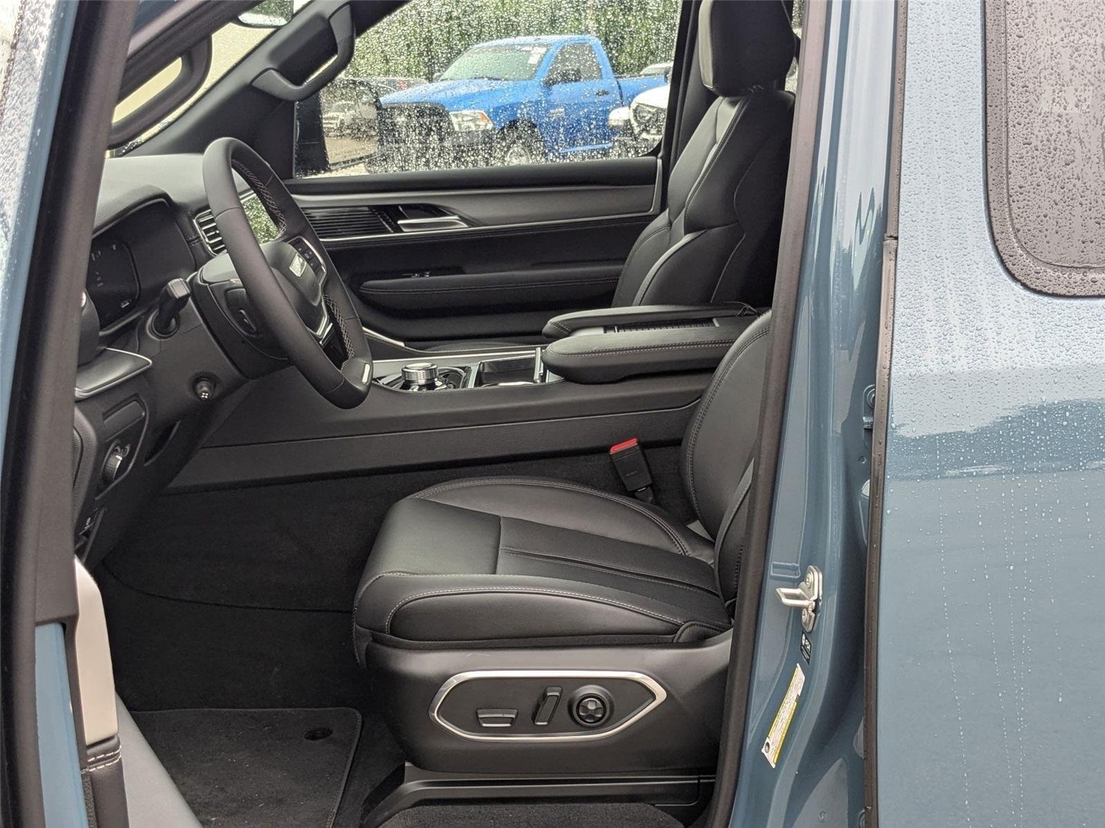 New 2026 Steel Blue Jeep Limited Altitude image 11