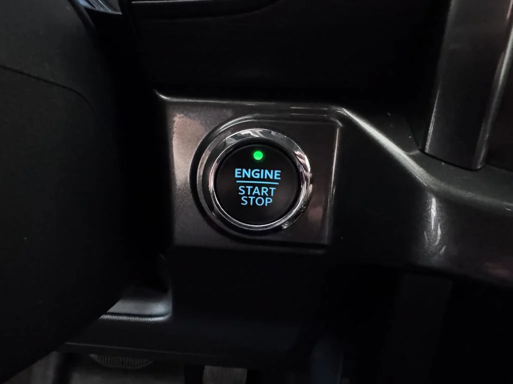 Used 2023 Silver Ford XL image 22