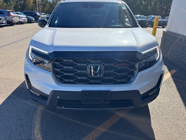 Certified Used 2023 Platinum White Pearl Honda TrailSport image 2