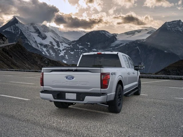 New 2026 Silver Metallic Ford XLT image 8
