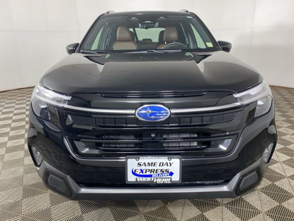 2025 Subaru Forester Touring - Photo 12