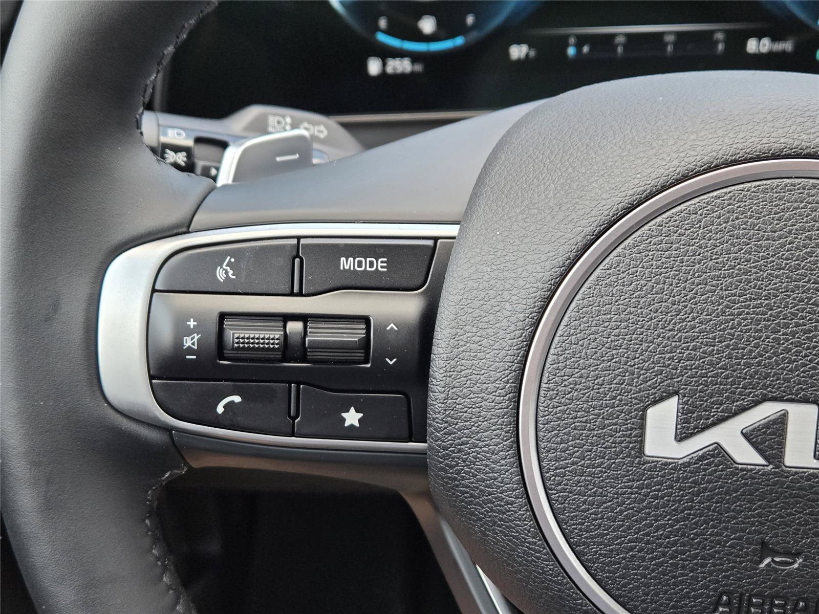 2025 Kia Sportage X-Line Prestige - Photo 24