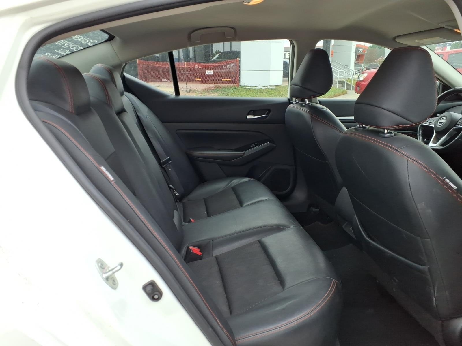 2023 Nissan Altima 2.5 SR White at G Motors