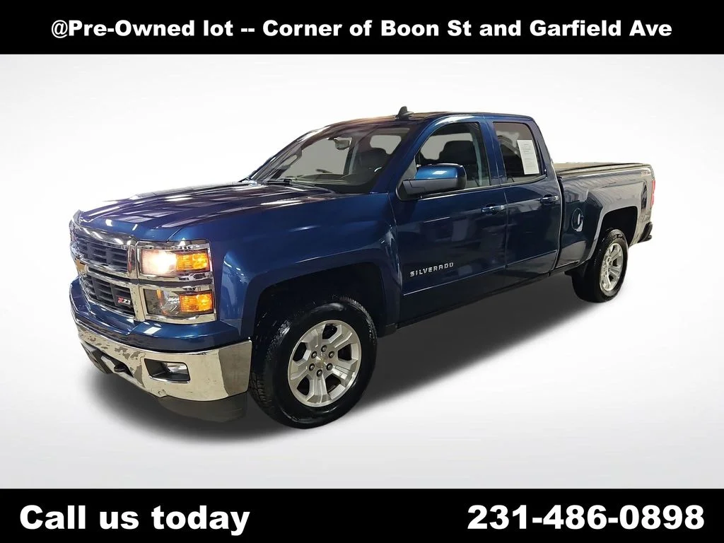 Used 2015 Blue Chevrolet LT image 1