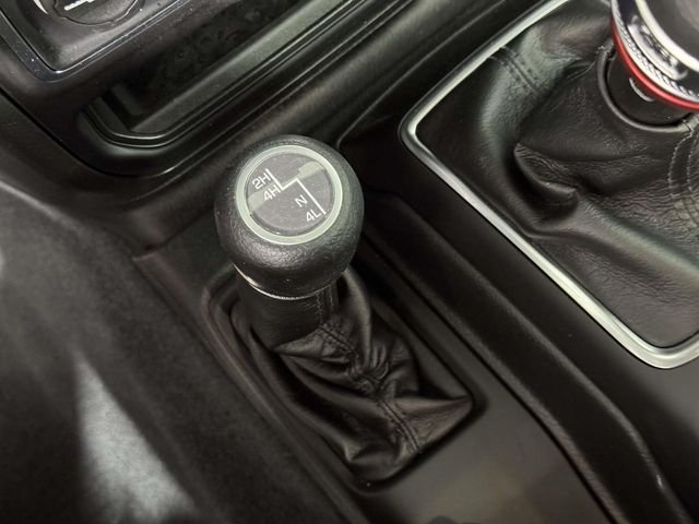 Used 2022 Silver Jeep Unlimited Sport S image 31