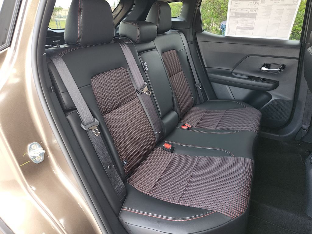 New 2026 Canyon Bronze Metallic Nissan SR image 12