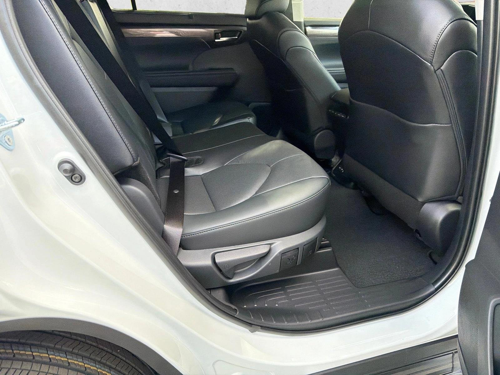 New 2026 Wind Chill Pearl Toyota Limited image 15