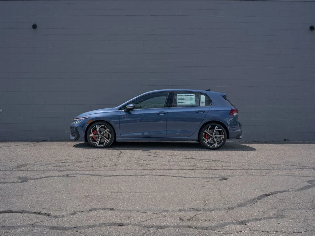 New 2026 Gray Volkswagen 2.0T SE image 3