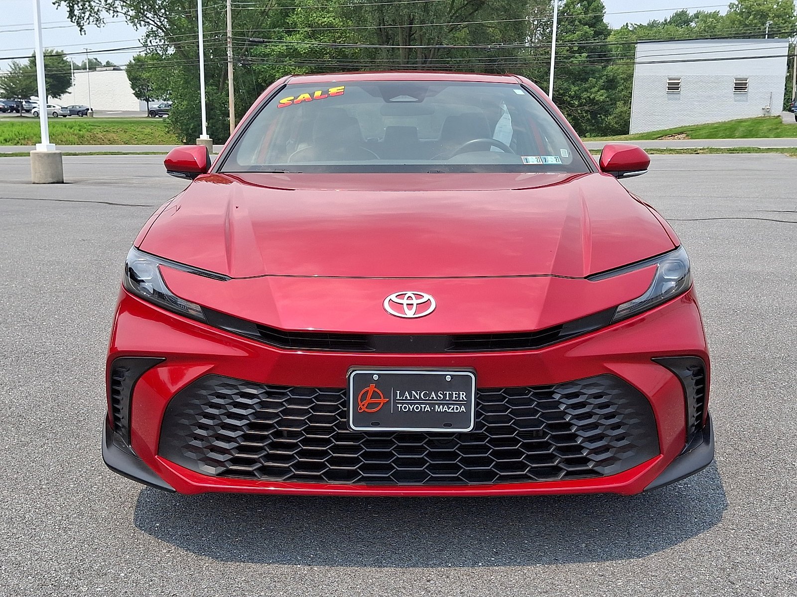 Used 2025 Supersonic Red   3U5 Toyota SE image 2