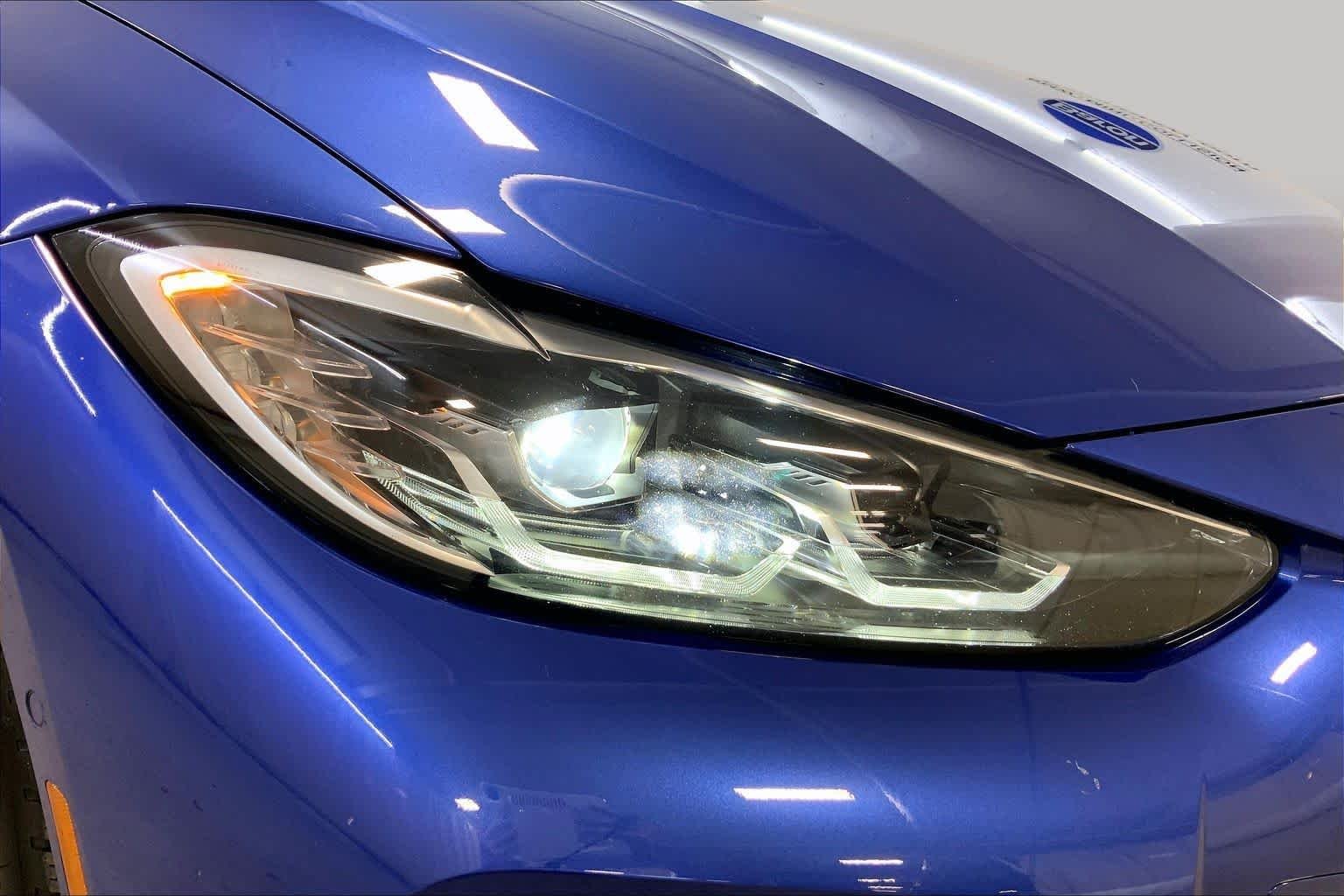 Used 2024 Portimao Blue Metallic BMW xDrive40 image 27