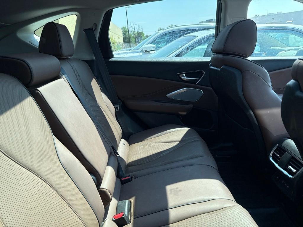 Used 2022 Platinum White Pearl Acura Advance Package image 4