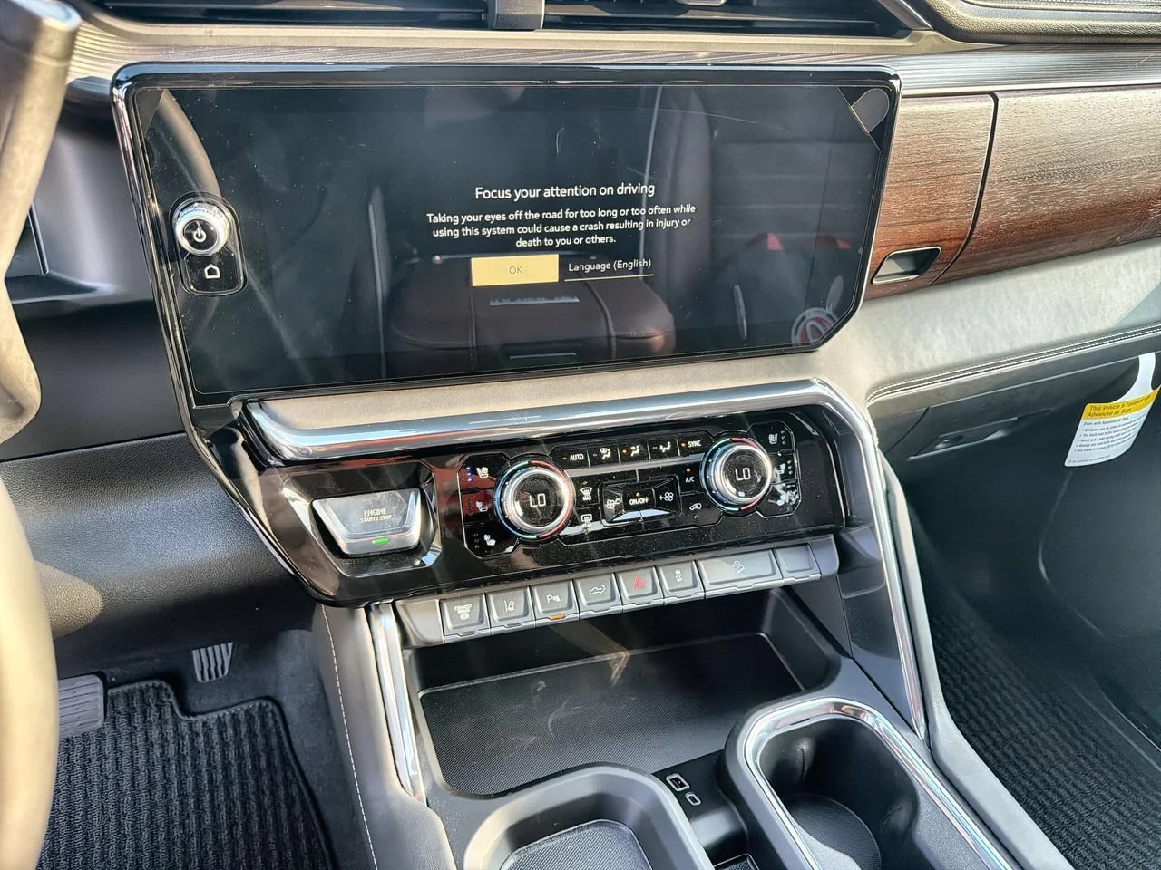 2026 GMC Sierra 2500HD Denali Ultimate - Photo 13