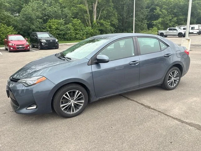 Used 2017 Toyota Corolla LE with VIN 5YFBURHE1HP632976 for sale in Kansas City
