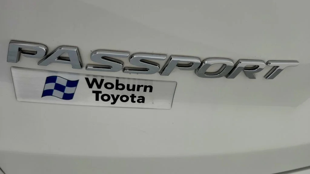 Used 2023 White Honda EX-L image 13