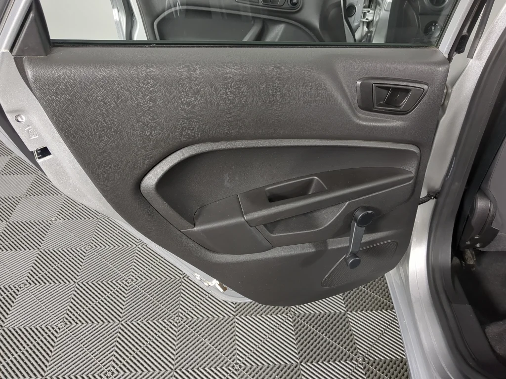 Used 2016 Silver Ford S image 16