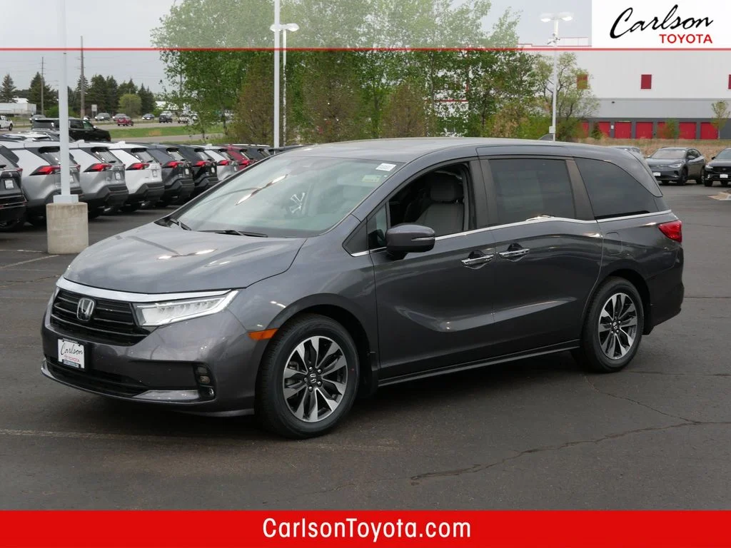2024 Honda Odyssey EX-L's photo