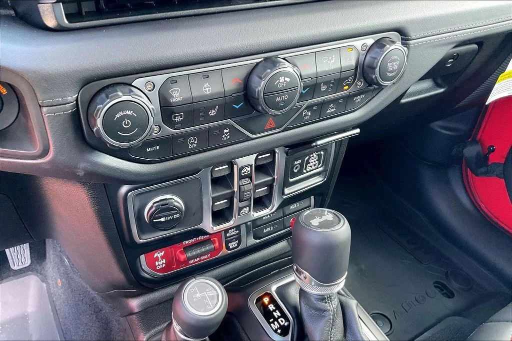 New 2026 Jeep Wrangler Rubicon X 4D Sport Utility