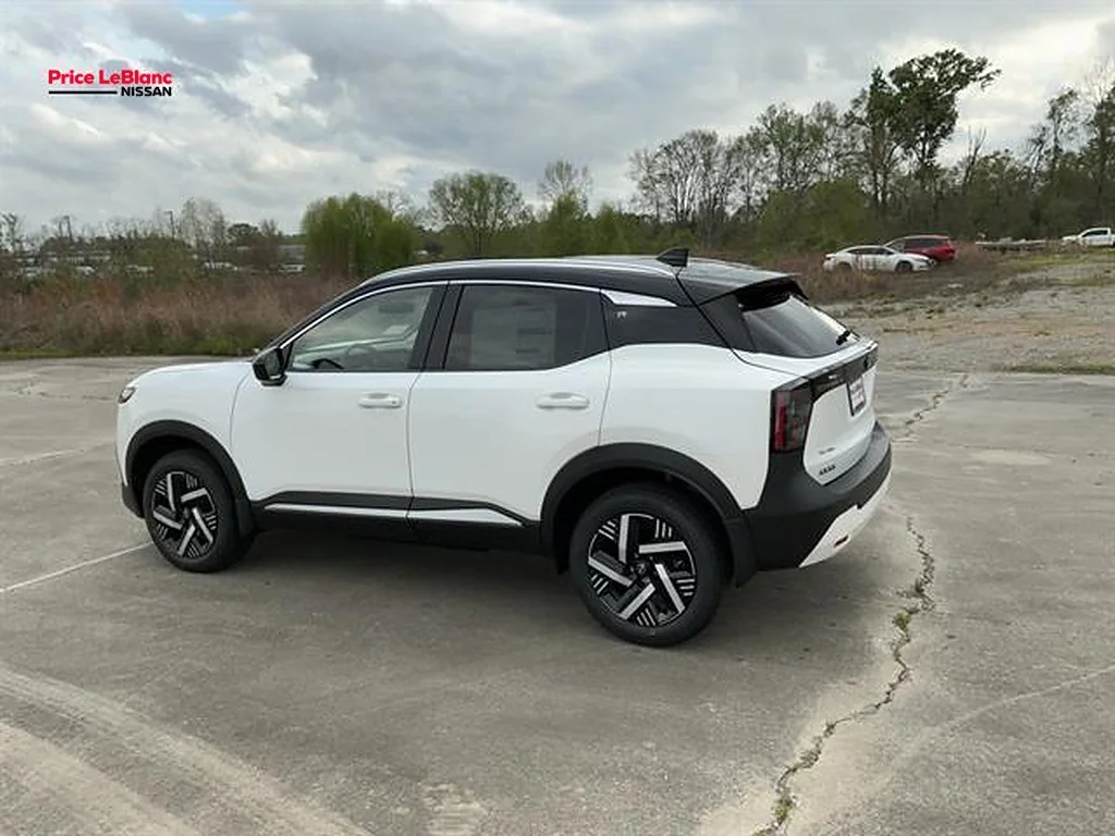 New 2026 Aspen White TriCoat/Super Black Nissan SV image 5