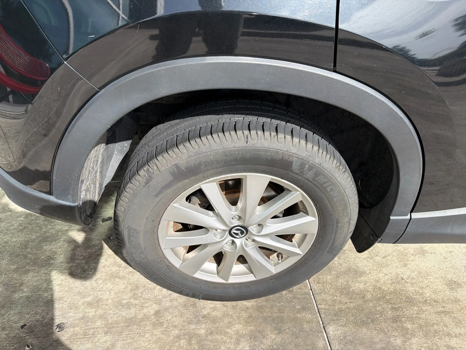 Used 2016 Black Mazda Touring image 19