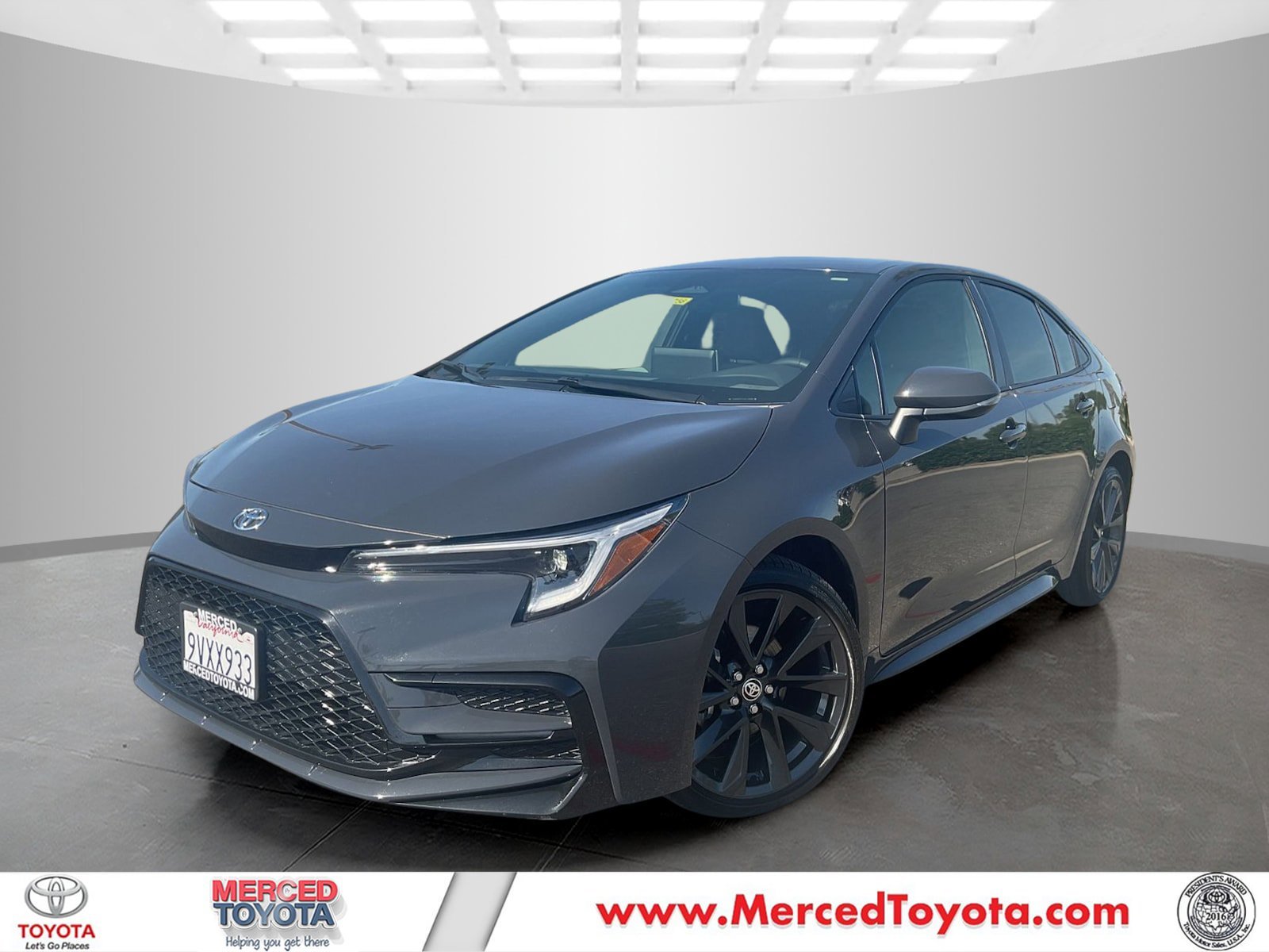 2026 Toyota Corolla SE Hybrid CVT's photo