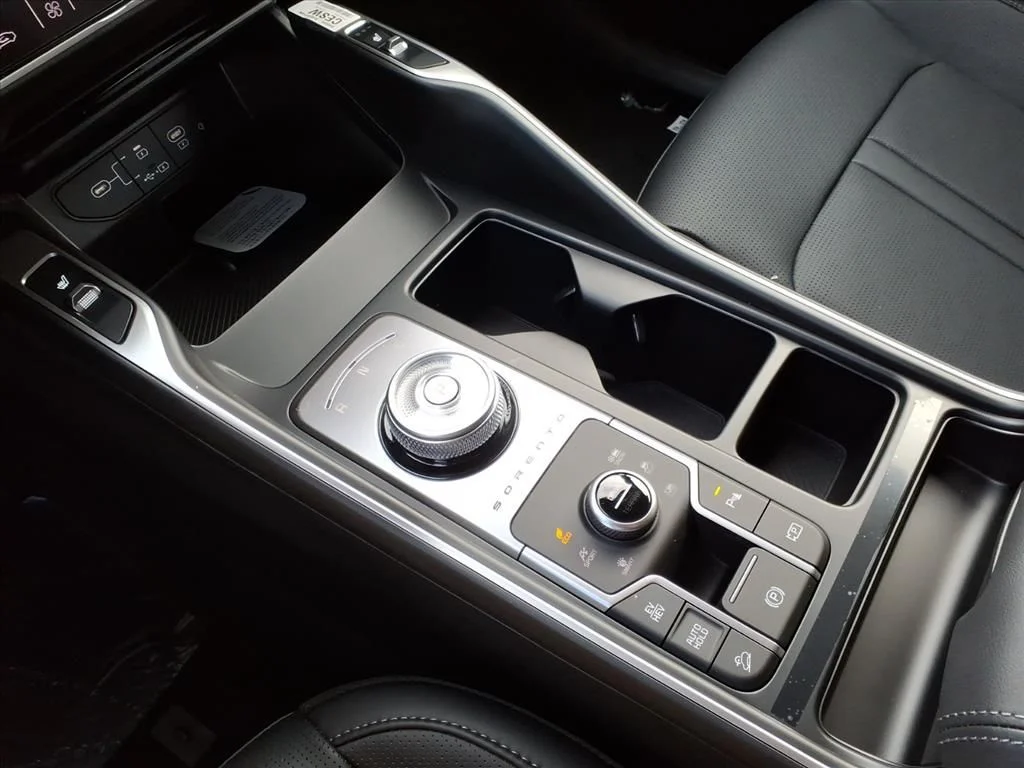 2026 Kia Sorento EX PHEV - Photo 13