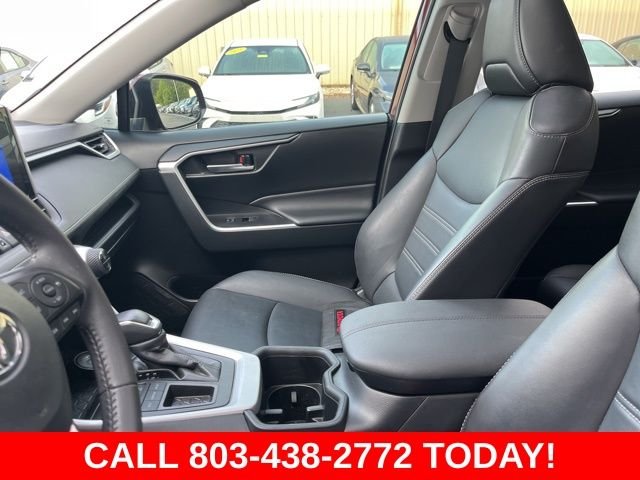 Used 2023 Red Toyota XLE Premium image 10