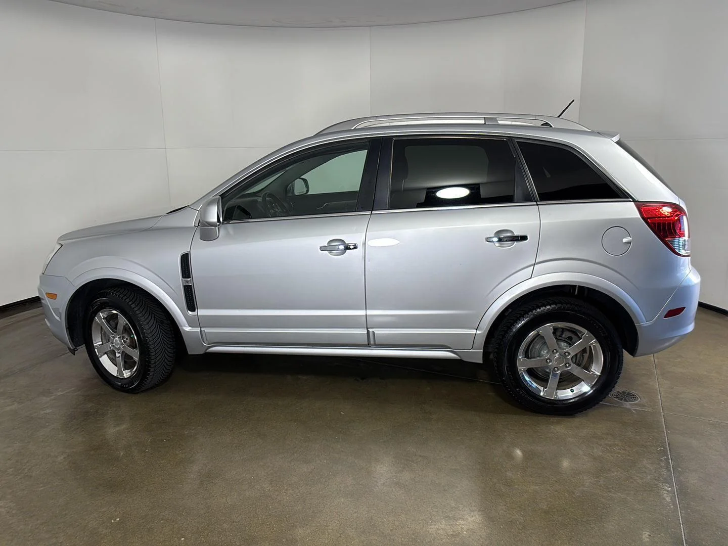Used 2012 Silver Ice Metallic Chevrolet LTZ image 14